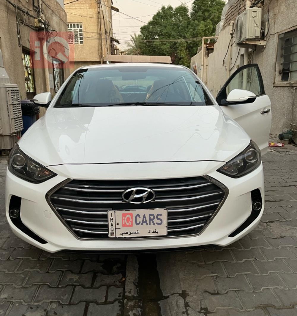 هیوندای ئەلەنترا